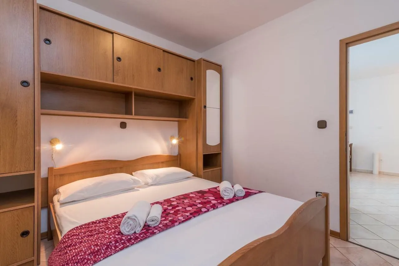 Apartments Vojin Croatia
